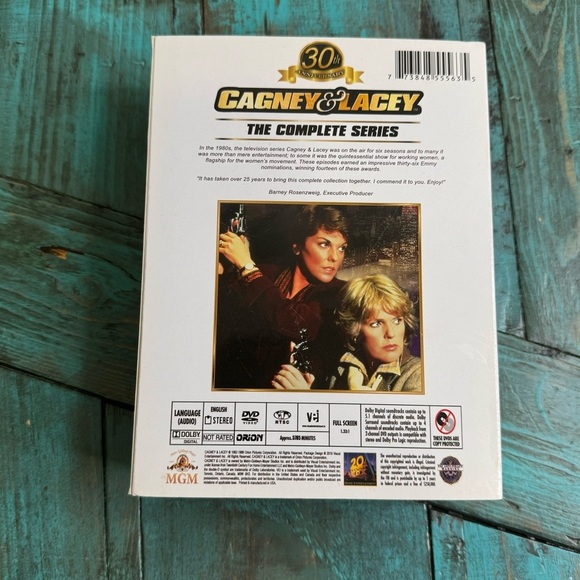 Cagney and Lacey The Complete Series Dvd Collection 30th Anniversary Brand New - Picture 3 of 5